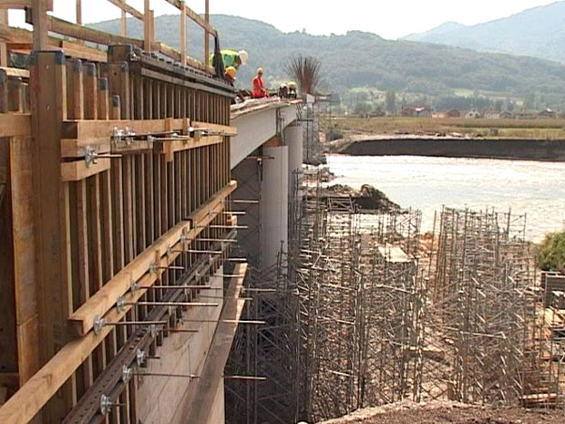 Братољуб ће до маја спојити обале Дрине